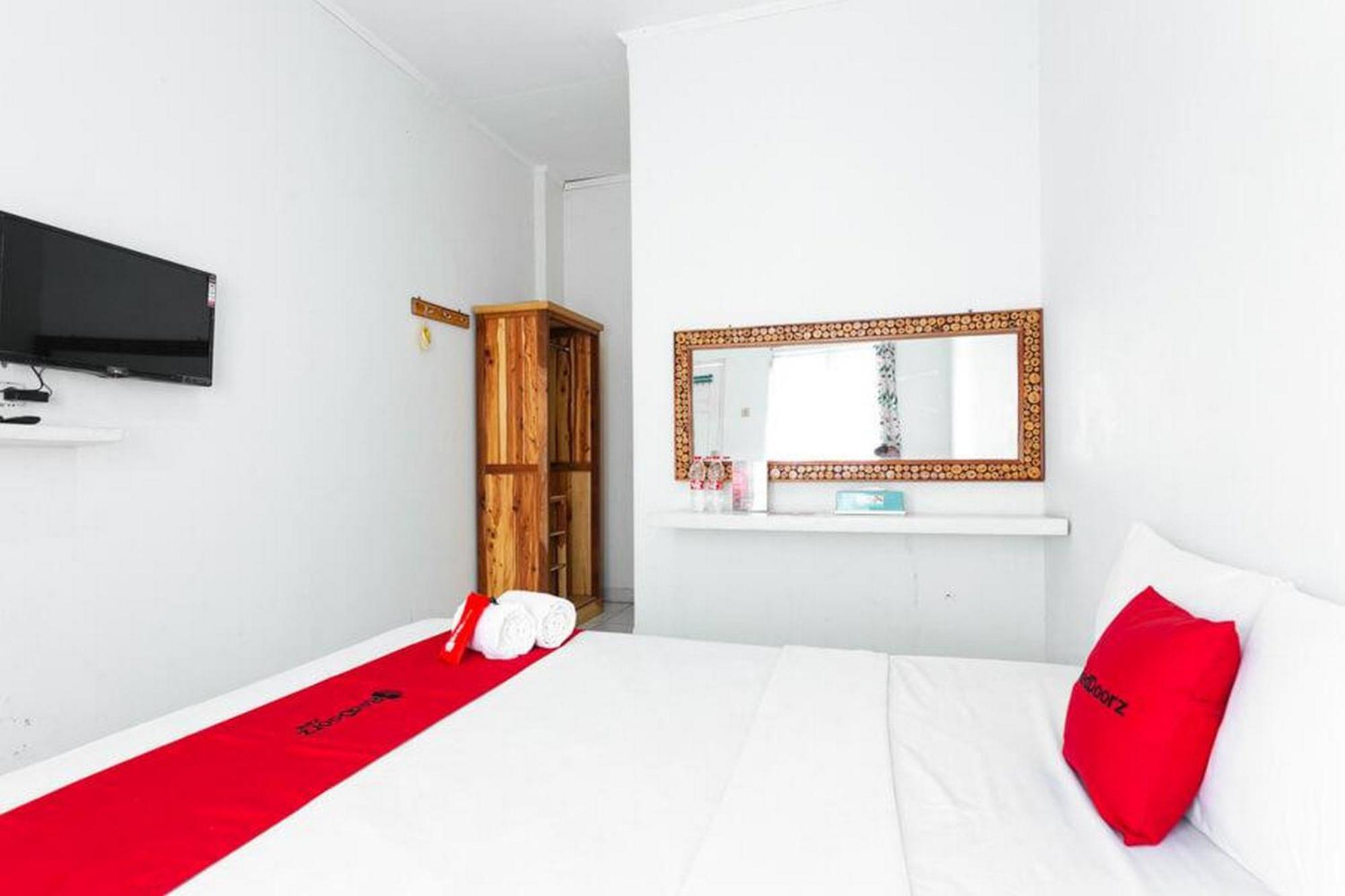 Reddoorz Near Grojogan Sewu Tawangmangu Hotel Karanganyar  Kültér fotó